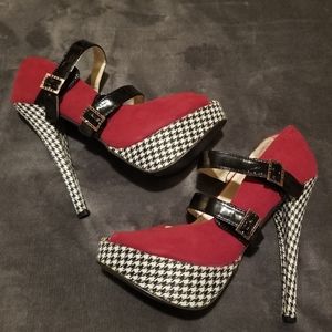 Size 10 Houndstooth peep toe maryjanes